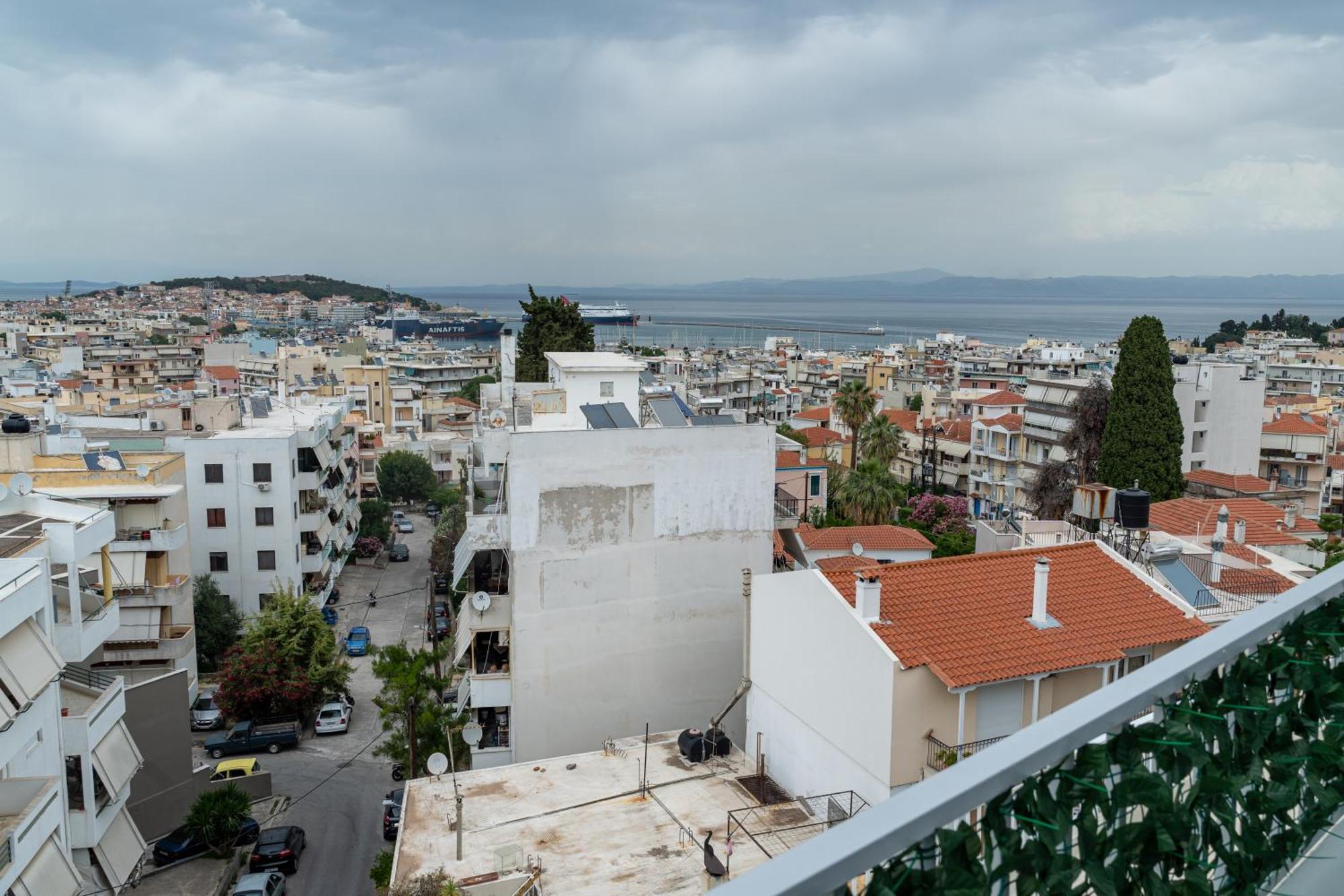 Loft Life Studio, With 360 View Of Mytilene Apartment Bagian luar foto