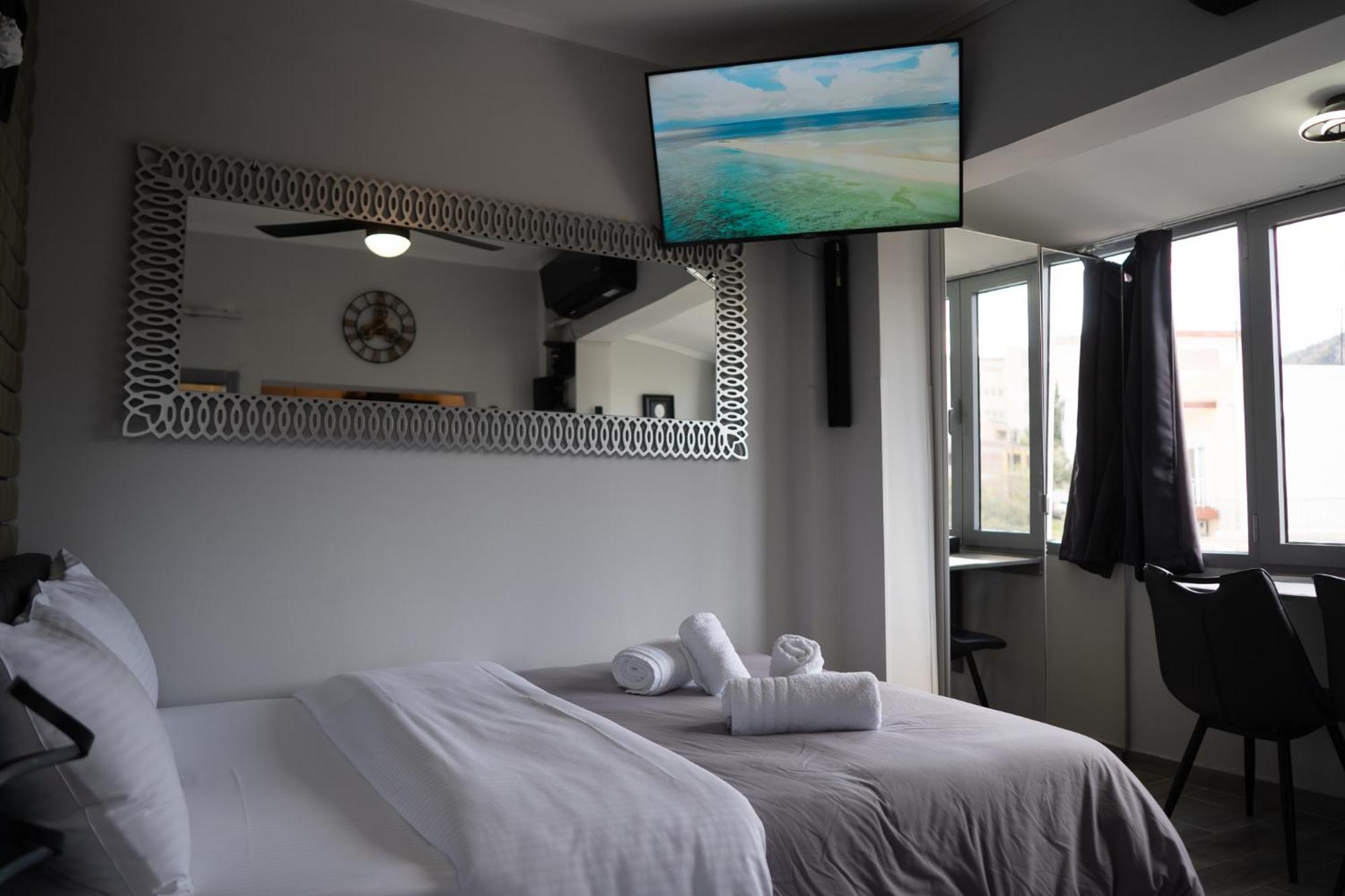 Loft Life Studio Mytilene View Bagian luar foto
