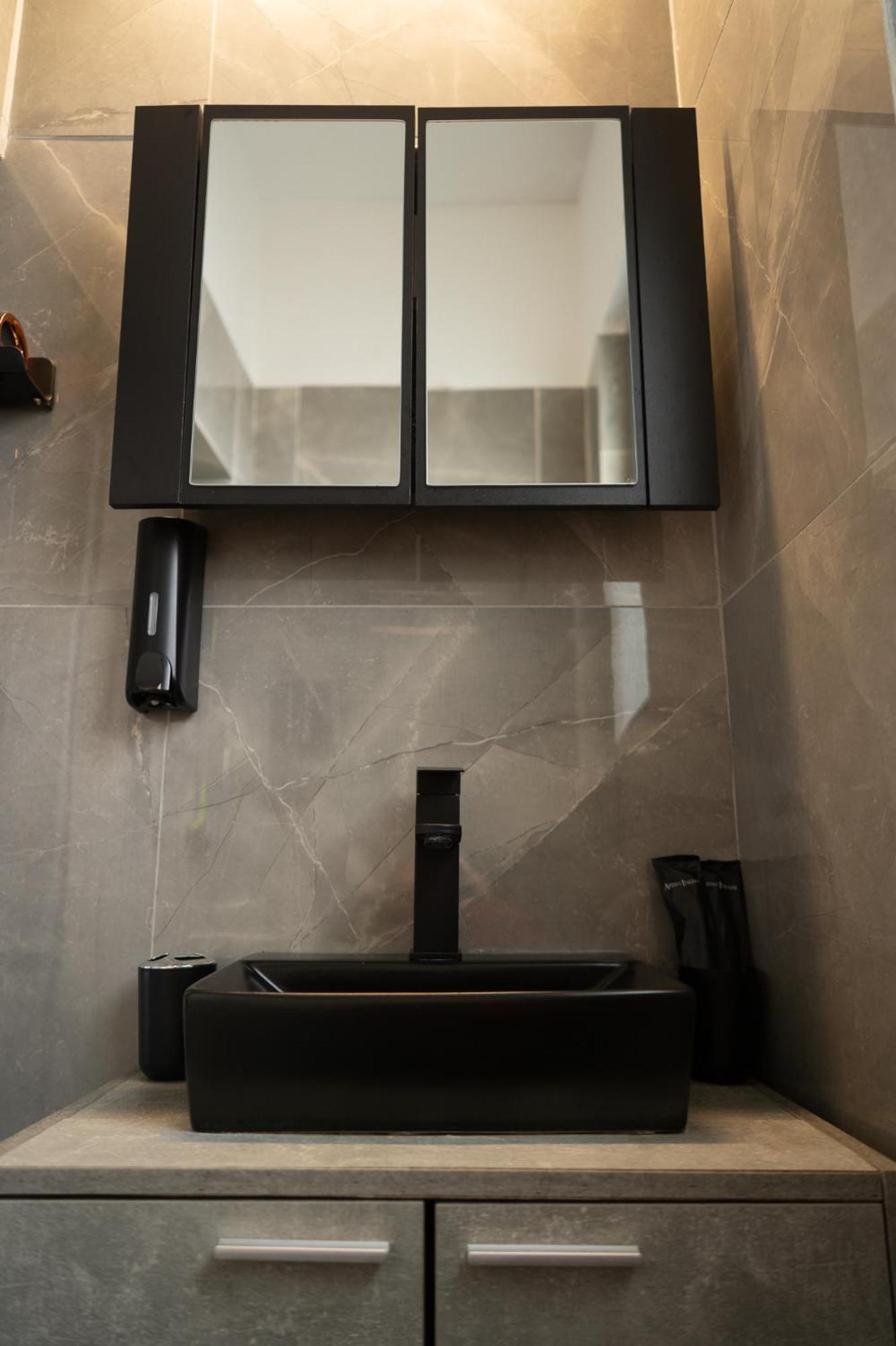 Loft Life Studio Mytilene View Bagian luar foto